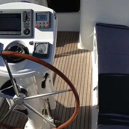 Ботель Unique Sailboat Xperience Лас-Пальмас-де-Гран-Канария